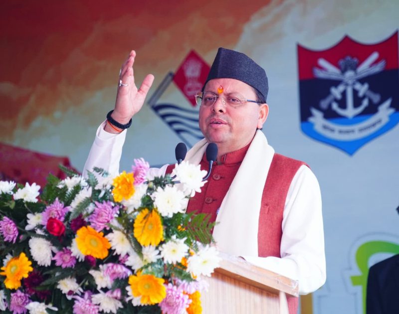 विजय दिवस पर सीएम ने दी शहीदों को श्रद्धांजलि, सैनिकों के लिए की बड़ी घोषणा